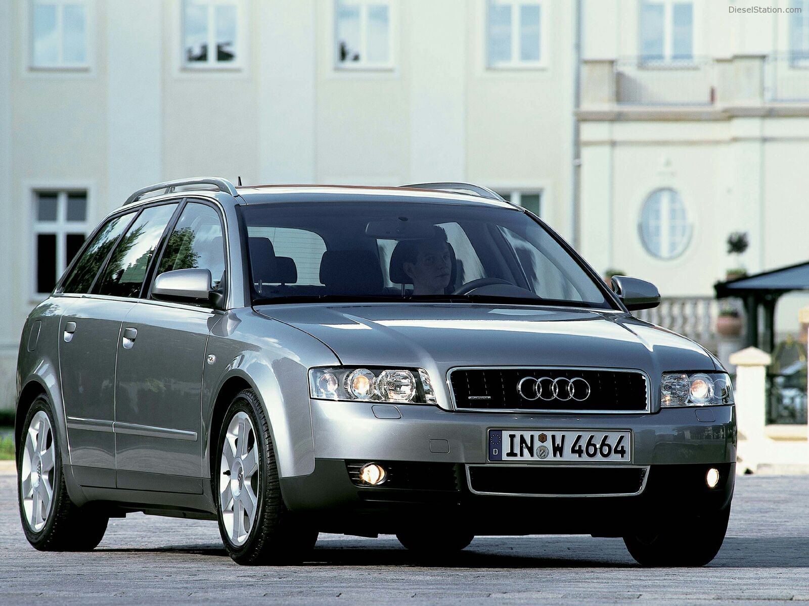Audi A4 Avant (2000)